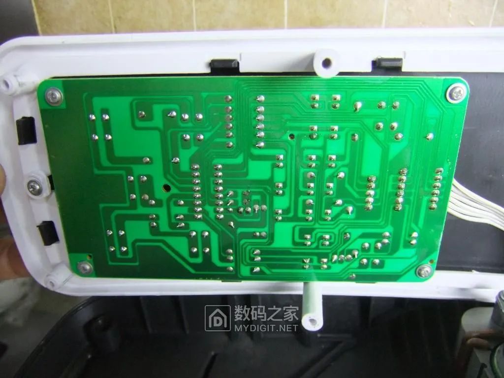 Disassembling an Air Fryer: Circuit Analysis