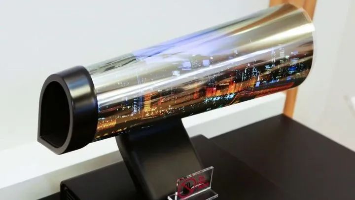 Understanding OLED Transparent Display Technology