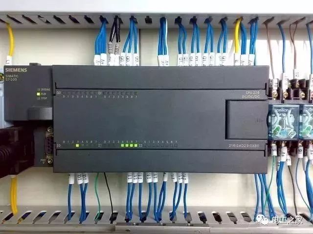 Common Wiring Types for PLC Input and Output Terminals