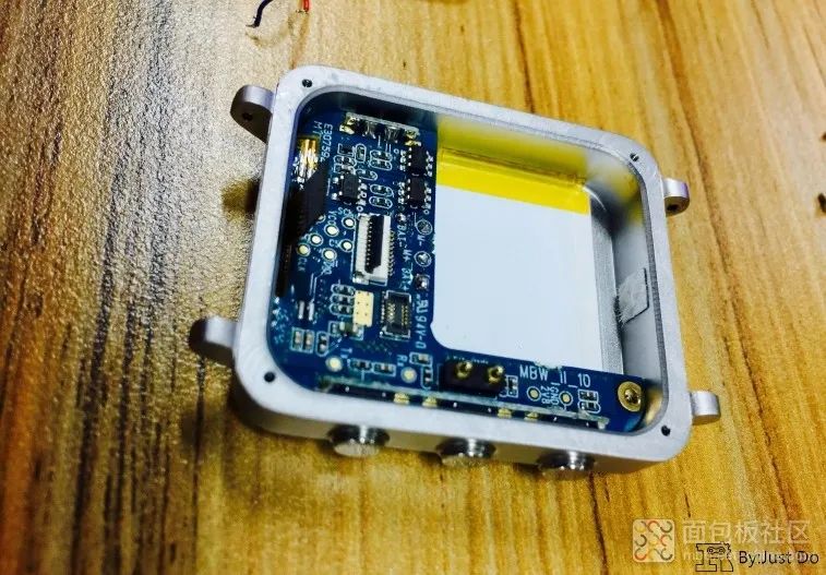 Disassembling an Old Smartwatch with a Self-Destruct Switch?