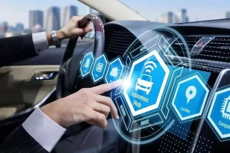 He Xia: Promoting Innovation in Industrial Organizational Structure through the Development of the Internet of Vehicles