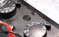 Disassembling the Vintage MF500 Multimeter from Shanghai