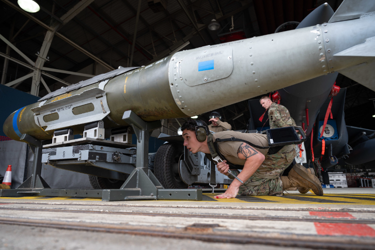 Electronic Warfare on the Battlefield: GPS Signal Interference in the Russia-Ukraine War