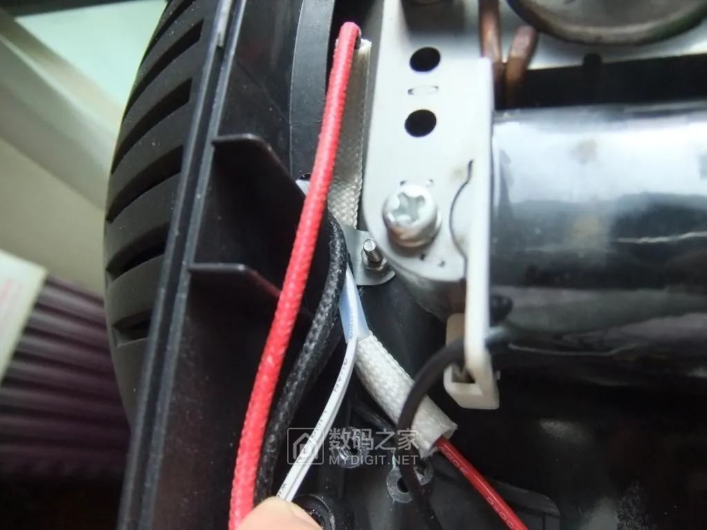 Disassembling an Air Fryer: Circuit Analysis