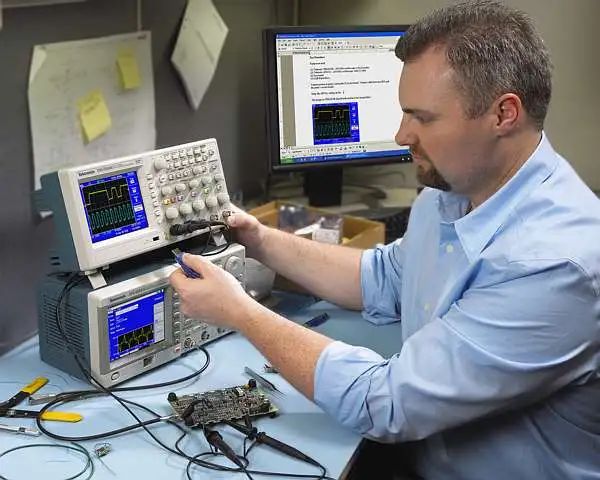 The Role and Usage of Oscilloscopes in Embedded Systems