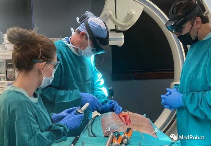 Overview of 5 Orthopedic Navigation and Surgical Robots