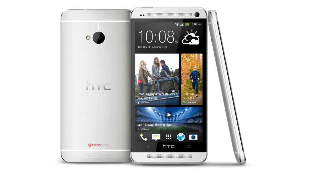 Review of the First Quad-Core SoC Smartphone