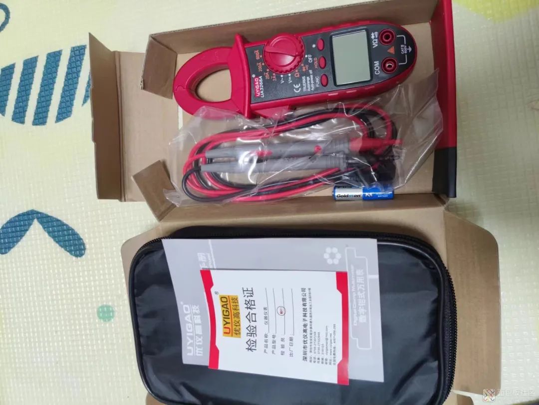 Dissecting a Digital Clamp Multimeter Design