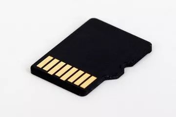 How to Choose the Right Storage Card for Your Android Phone