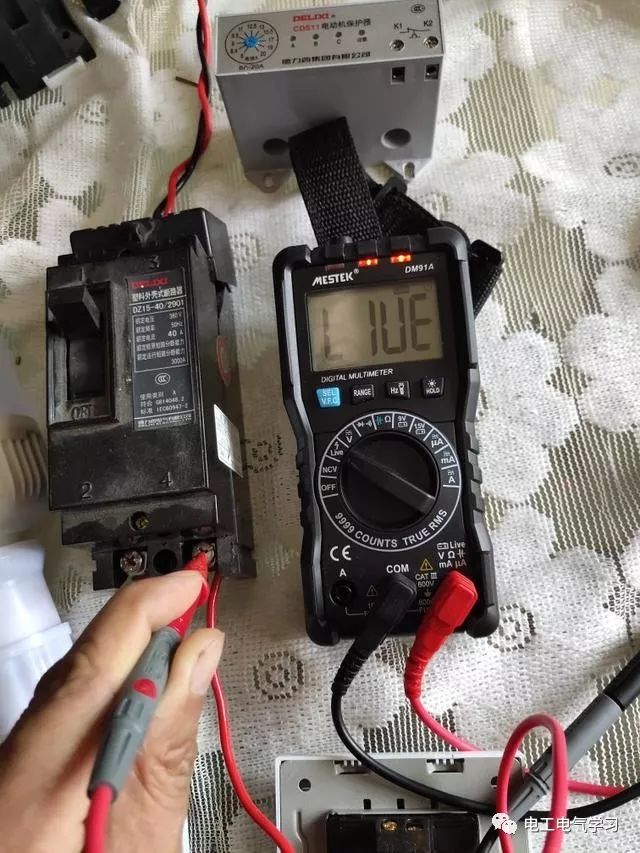 Understanding and Using a Multimeter