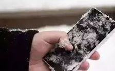 Touchscreen Gloves: A Solution for Cold Weather Smartphone Use