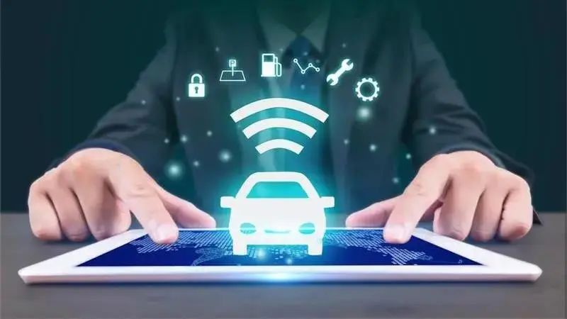 He Xia: Promoting Innovation in Industrial Organizational Structure through the Development of the Internet of Vehicles
