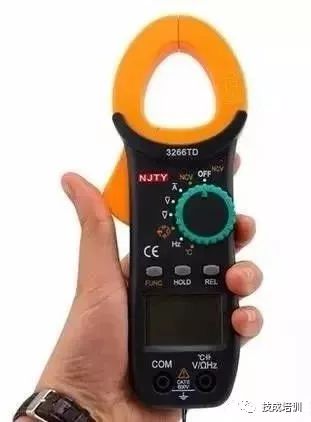 5 Essential Tools for Electricians: Detailed Operation and Precautions