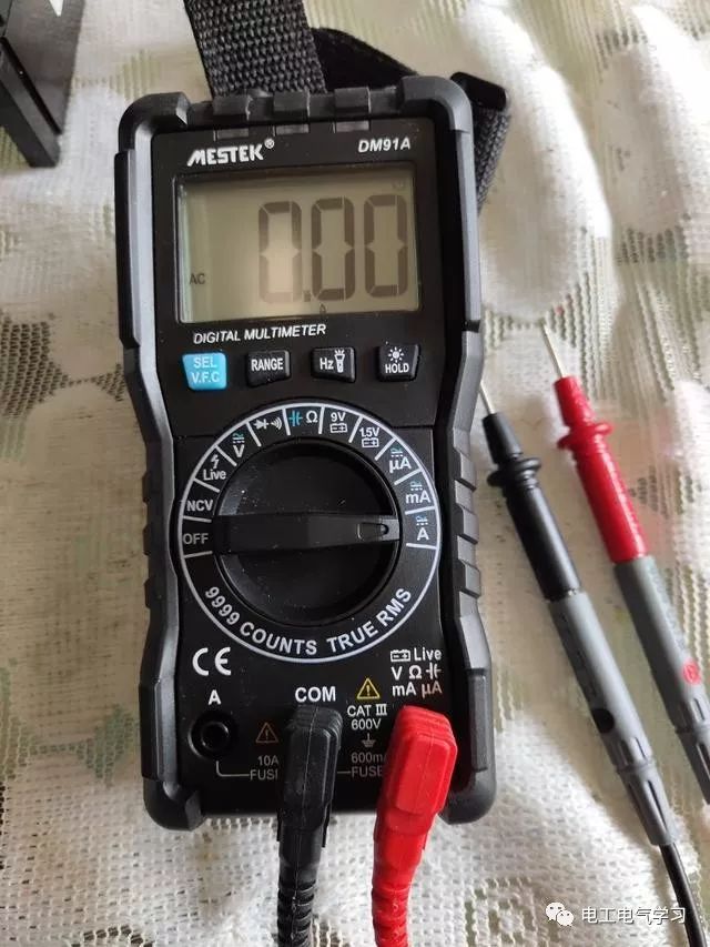 Understanding and Using a Multimeter