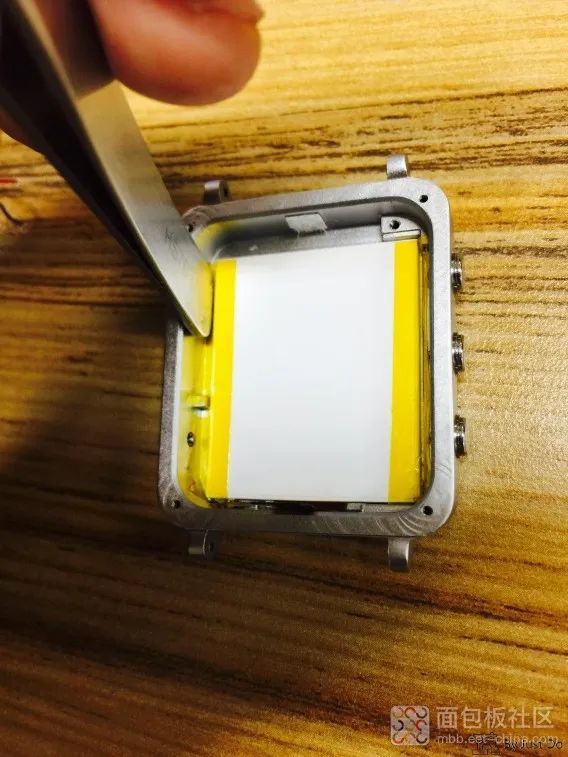 Disassembling an Old Smartwatch with a Self-Destruct Switch?