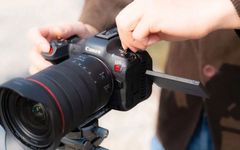 Detailed Features of EOS R5 C