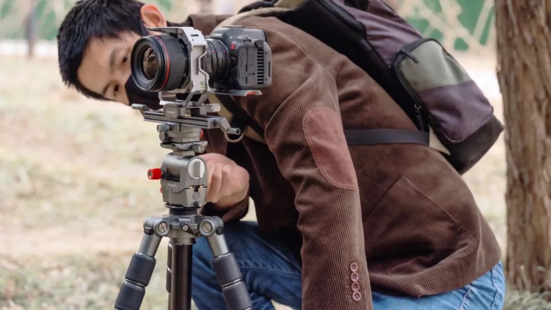 Detailed Features of EOS R5 C