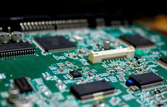 How Engineers Can Effectively Debug PCB Circuit Boards