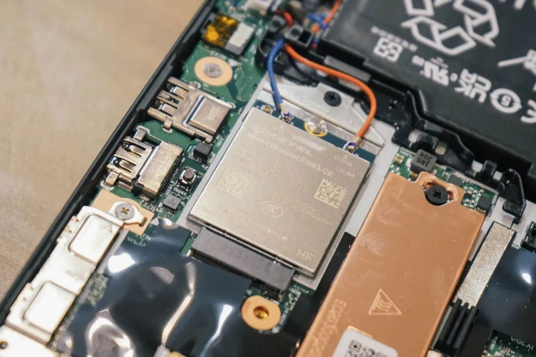 AI Benchmarking on MacBook Air and ThinkPad