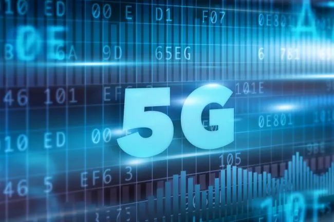 How 5G Enhances IoT Synergy