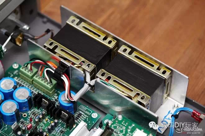 Aqua La Diva Turntable and La Scala MKII DAC Disassembly
