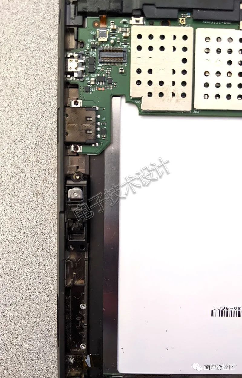 Disassembling the Surface RT