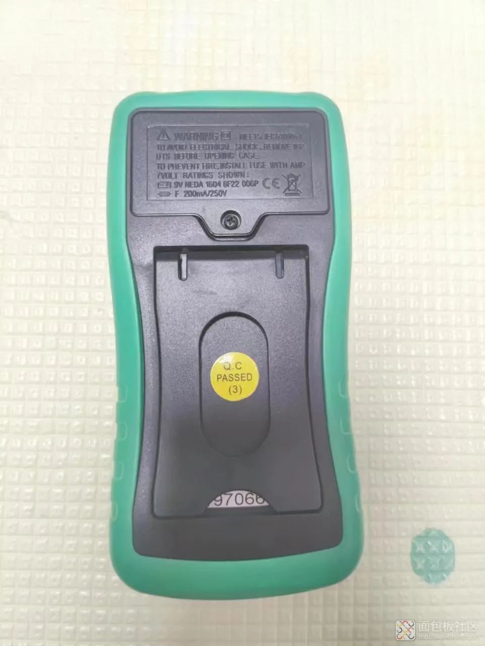 Disassembling the Elec Measuring Multimeter: This Is Design Specification!