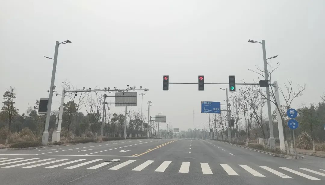 Understanding ADAS: Automated Navigation Assistance