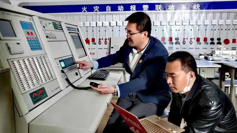 How to Manually Operate Fire Safety Equipment in Control Room