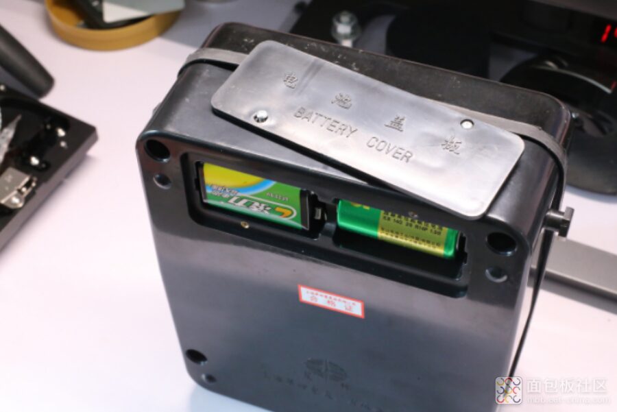Disassembling the Vintage MF500 Multimeter from Shanghai