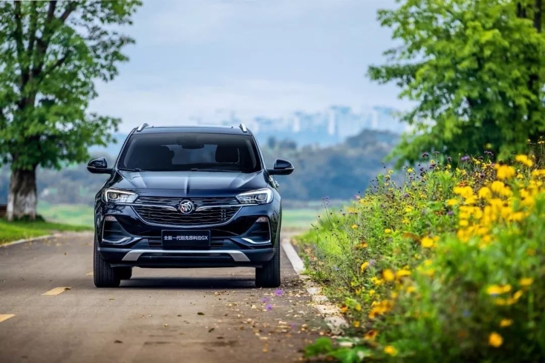 In-Vehicle Intelligent Connectivity: Essential Skills for New Cars