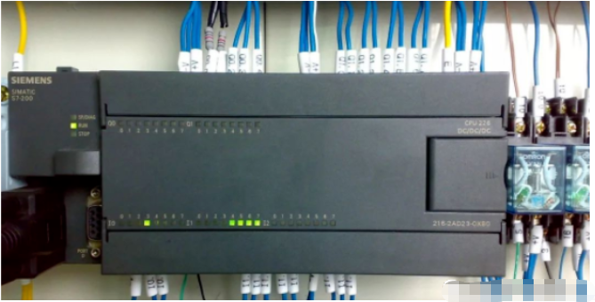 Differences Between Mitsubishi PLC and Siemens PLC