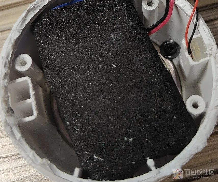 Disassembling the Xiaomi Bluetooth Speaker: A Detailed Look