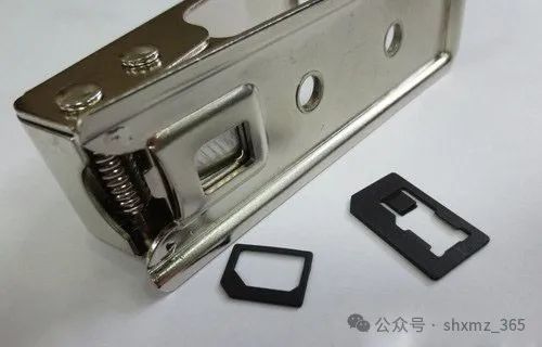 How to Cut a Phone SIM Card: A Tutorial