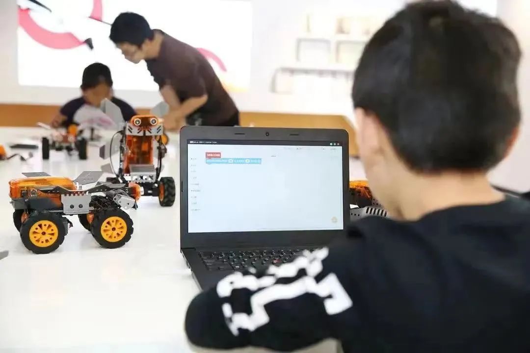Why Children Should Learn C++ Programming