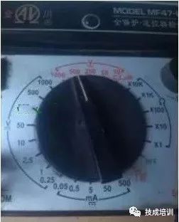 How to Measure Three-Phase Electricity with a Multimeter