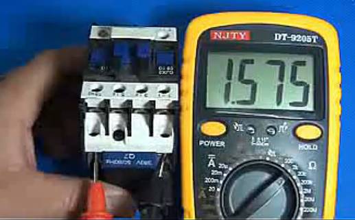 Flexible Applications of Multimeters in Maintenance Work