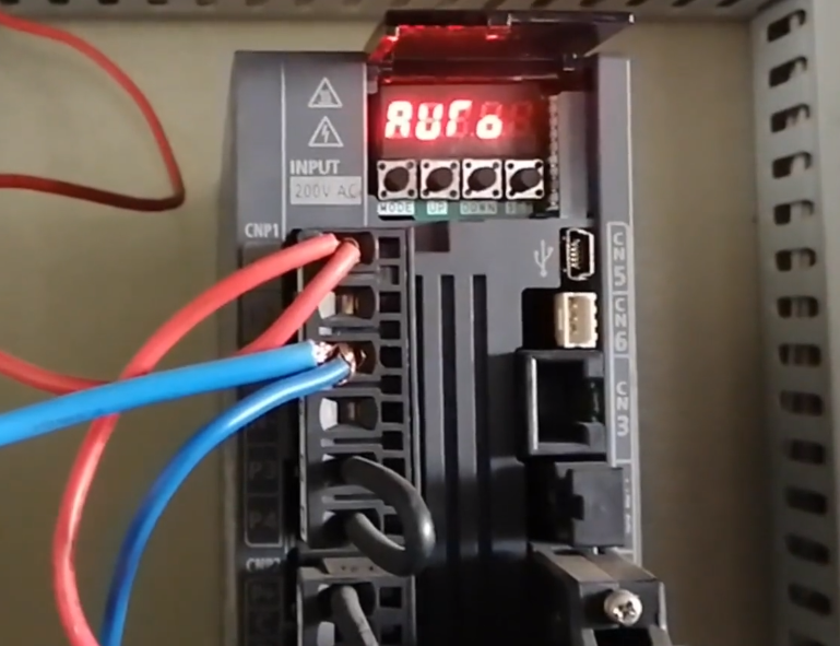 How Many Signals Are Used for PLC Servo Control?
