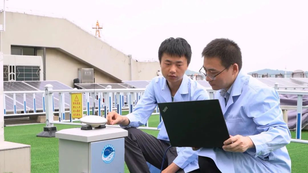 Exploring Black Technology | Developing Beidou Signal Router for Centimeter-Level Positioning in Power Operations