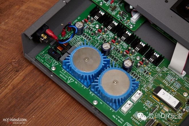 Aqua La Diva Turntable and La Scala MKII DAC Disassembly
