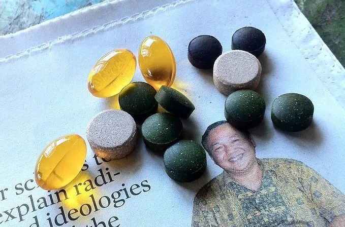 Vitamin C and Its Combination Therapy for 10 Diseases
