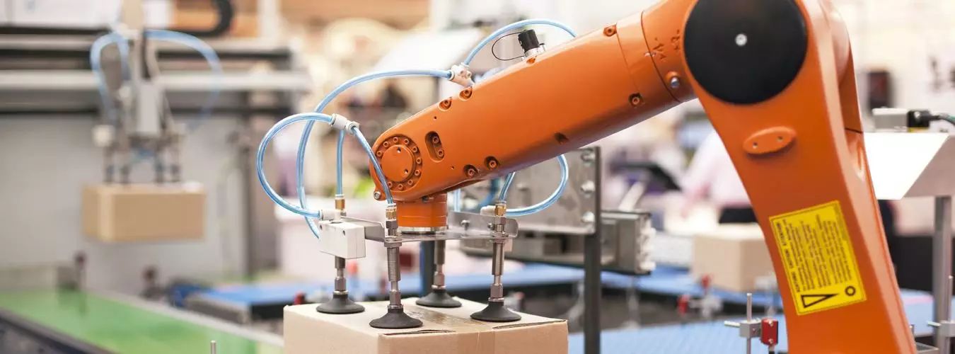 In-Depth Analysis of Industrial Robot Controllers: A Classic Article!