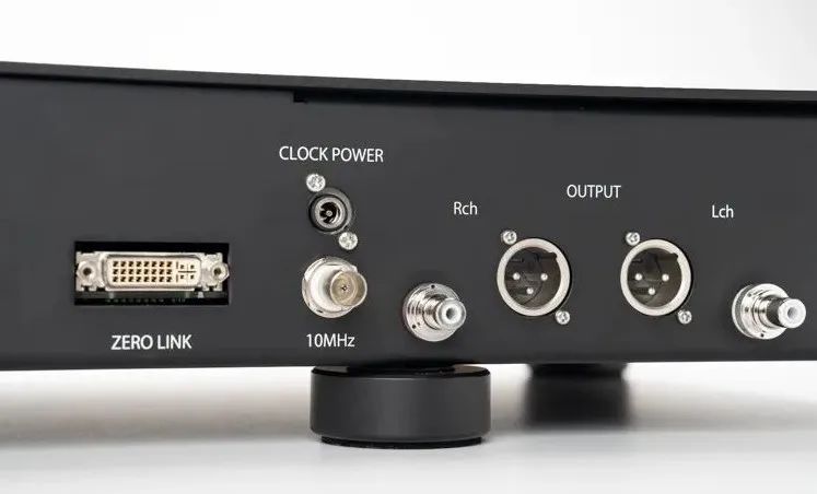 Listening to the Sforzato DSP-05EX: A New Top Choice for Streaming Sources