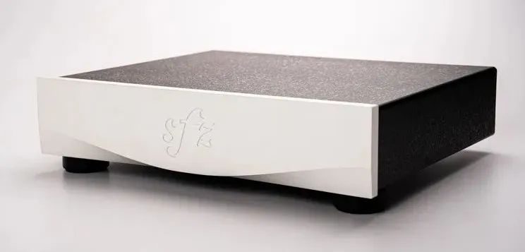 Listening to the Sforzato DSP-05EX: A New Top Choice for Streaming Sources