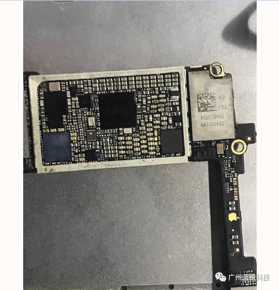Repair Case: iPhone 7 WiFi Module Replacement Leading to White Screen Reboot and Error 4013