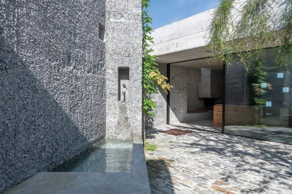 House in San Nazzaro by Wespi de Meuron Romeo