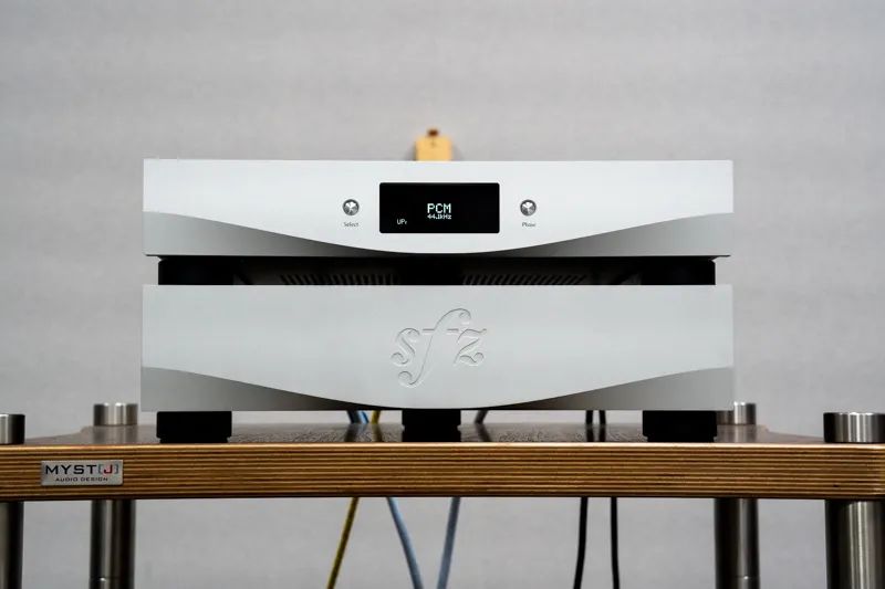 Listening to the Sforzato DSP-05EX: A New Top Choice for Streaming Sources