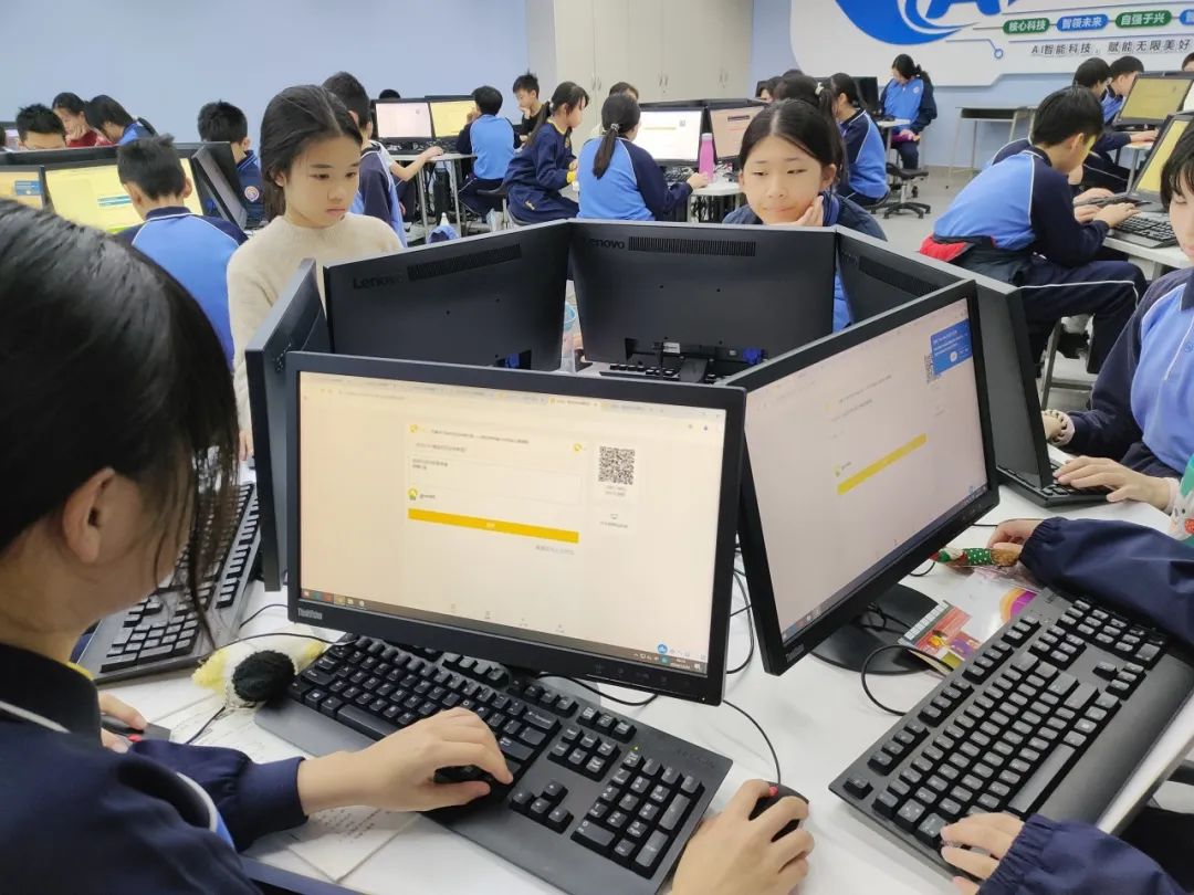 Empowering the Future: Desheng Classroom Begins an Innovative Journey