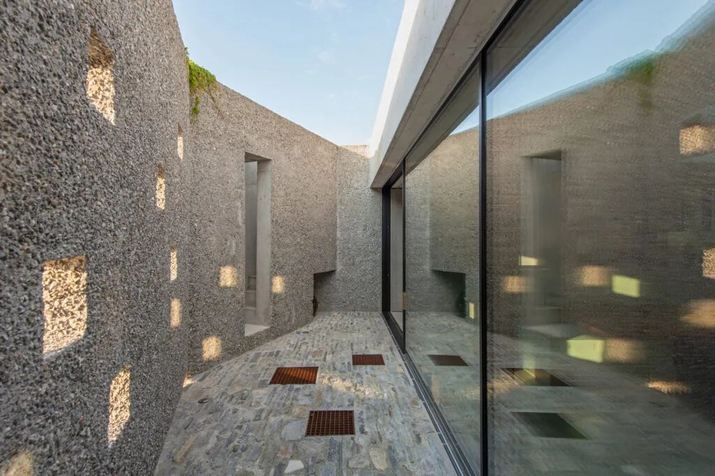 House in San Nazzaro by Wespi de Meuron Romeo