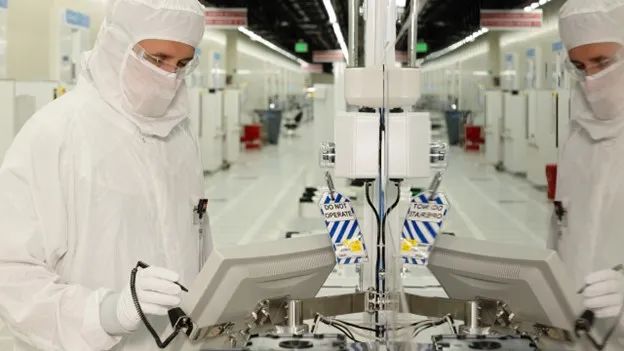 Texas Instruments' New 12-Inch Wafer Manufacturing Facility in Lehi, Utah Begins Production